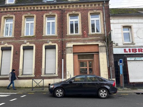 Rez-de-chaussée, jardin, 3 personnes, maison (Rez-de-chaussee, jardin, 3 personnes, maison) in Romeries