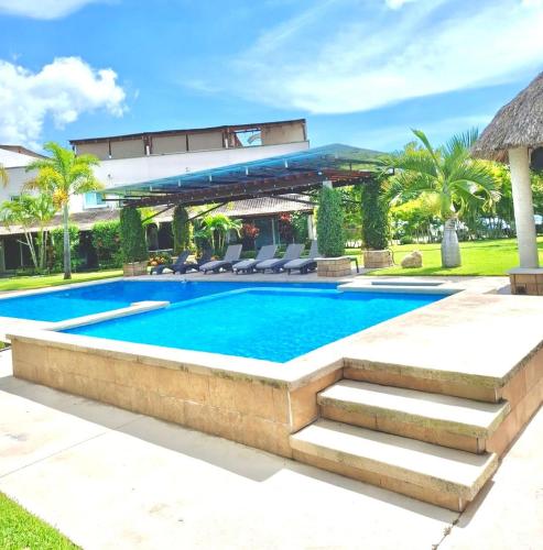 Peldbaseins, Relax Family Home in Crucero Tezoyuca