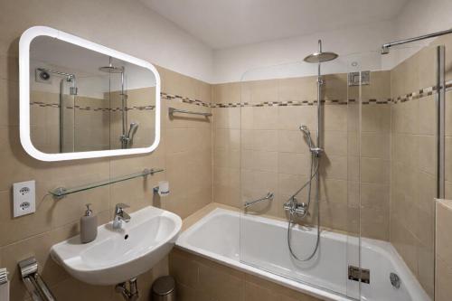 Fürdőszoba, Stilvolles Studio für bis zu 6 Gäste - Balkon & Parkplatz (Stilvolles Studio fur bis zu 6 Gaste - Balkon & Parkplatz) in Starnberg