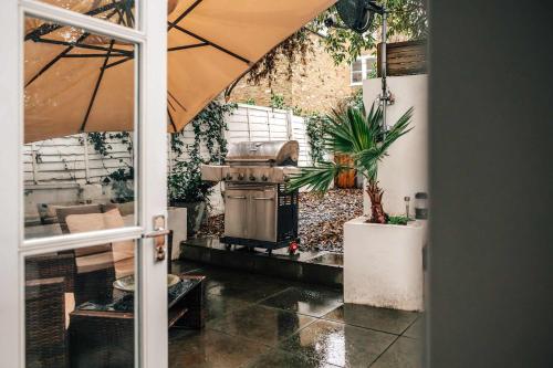 Garden Flat in Kensington - image 3