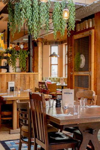 Restaurant, Brewhouse & Kitchen - Bournemouth - Southbourne in Boscombe East