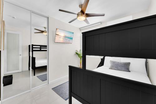 Newly Remodeled 2BR Apartment - Sleeps 6 - 1A HR - image 10