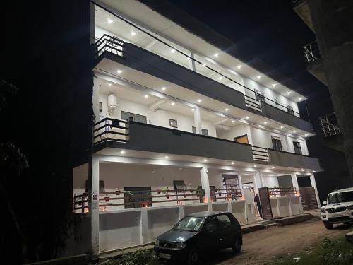 BNT BOYs HOSTEL