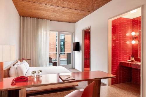 room detail thumbnail 0