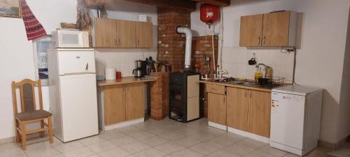 virtuve, CABANA CASA LU'BACIU in Arpasu de Sus