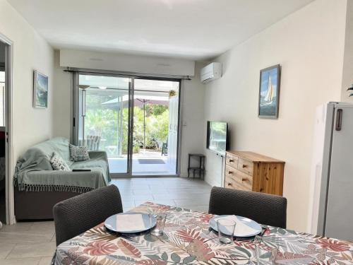 Résidence Le Saint Pierre - maeva Home - Appartement climatisé avec loggia 2 pièces 4 personnes - Confort MAE-0063 - Location saisonnière - Sanary-sur-Mer