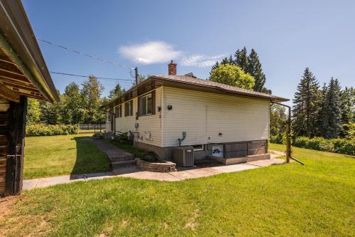 The Basement Suite on Paradise Hill in North Nechako