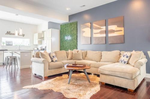 The Taylor by Stay Local Nashville