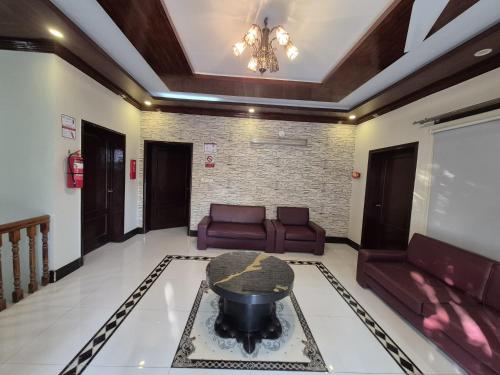 Facilities, Royal Executive Inn Guest House Peshawar in Peshawar