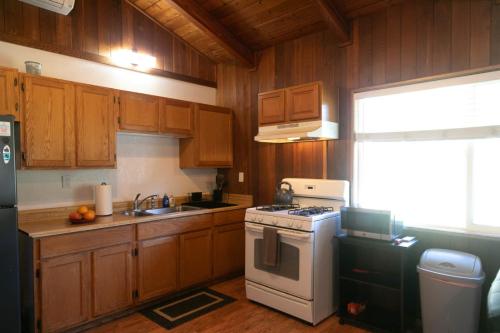 North Shore Retreat in Mokuleia