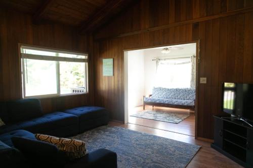 North Shore Retreat in Mokuleia