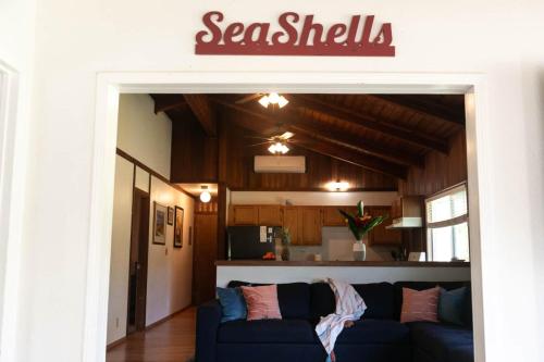 North Shore Retreat in Mokuleia