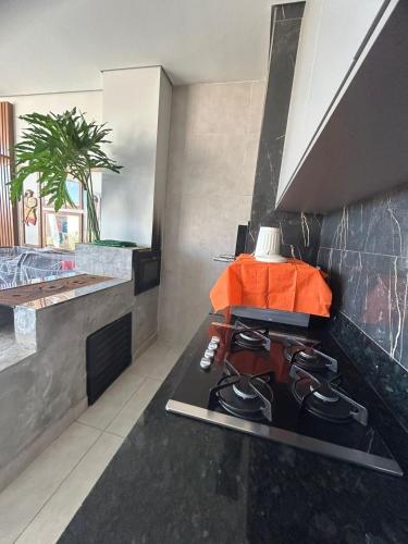 Refúgio Privativo com Piscina Aquecida, Jacuzzi e Área Gourmet na Cidade (Refugio Privativo com Piscina Aquecida, Jacuzzi e Area Gourmet na Cidade) in 弗朗卡