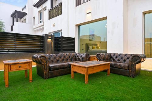 Palvelut, 5 BR Villa Near Business Bay By Petals Holiday Homes in Al Quoz