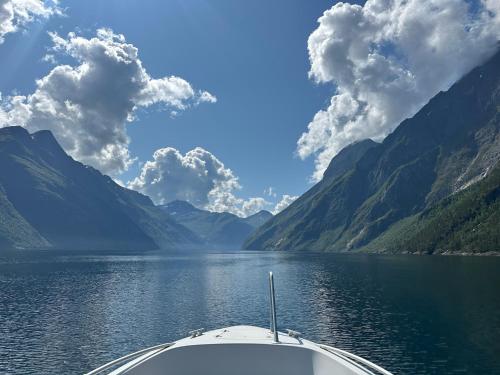 Вид, The View - Mountain cabin with stunning views in Странда