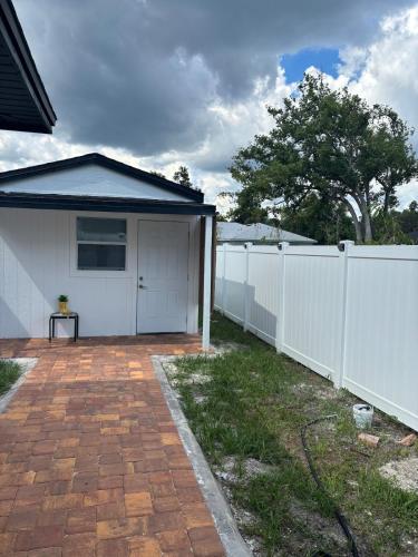 Lutz residence in Lutz (FL)