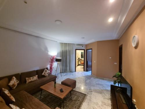 Luxe studio tunisia mall lac 2 in Les Berges Du Lac II