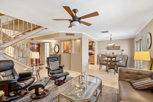 Cozy Cove, Scottsdale