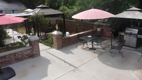 Americas Best Value Inn Royal Carriage - image 30