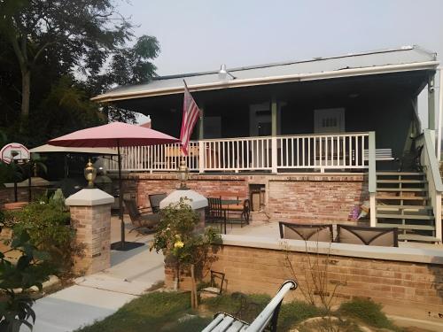 Americas Best Value Inn Royal Carriage - image 35