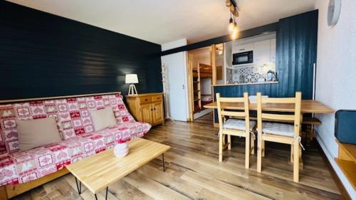 Magnifique studio 4 pers avec balcon vue montagne