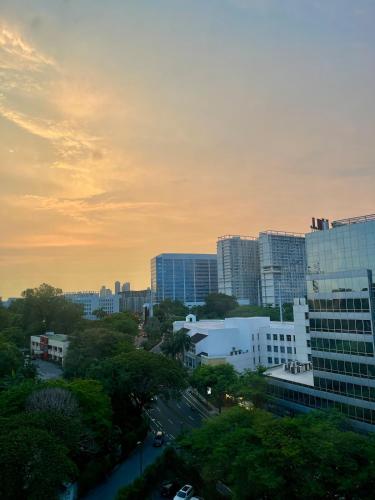 1BR Luxe BGC Venice Grand Canal Staycation, Manille (photo 7)