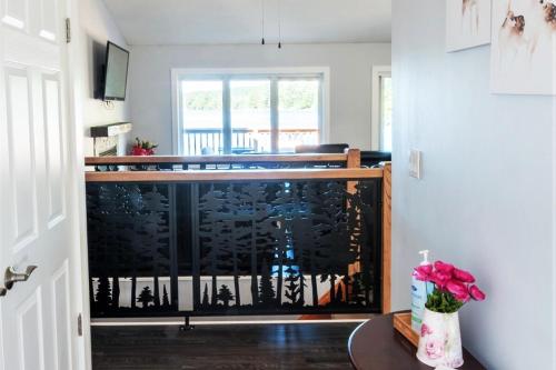 Amazing Lakefront cottage on Paradise Lake in Haliburton (ON)
