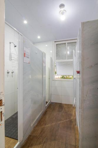 バスルーム, Hostel Leblon in レブロン