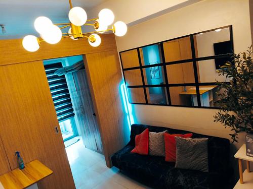 5-Min Walk Mall SM North EDSA, Near Trinoma , Fast WiFi , Quezon City Manila - The Grass Residences, Manila