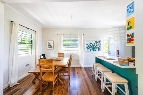 Emmanuel's Country Villa with private yard in Saint Patrick