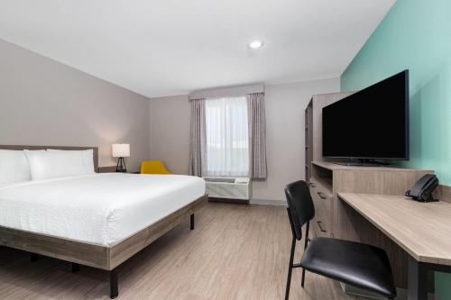 ECHO Suites Extended Stay by Wyndham Dallas Plano/Richardson in Plano