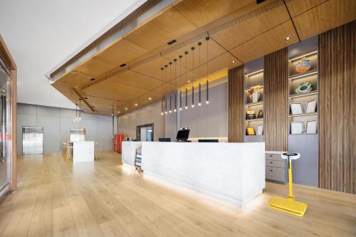 로비, TOOYO Hotel Xi'an - Bell Drum Tower Hui Min Street in 시안 / 서안