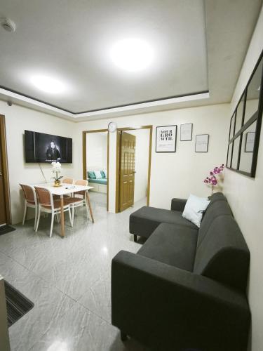 2BR 8 Spatial - Condo ni Marga, Pequeno (photo 5)