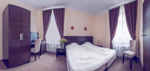 Book the Comfort Double or Twin Room Comfort Double or Twin Room