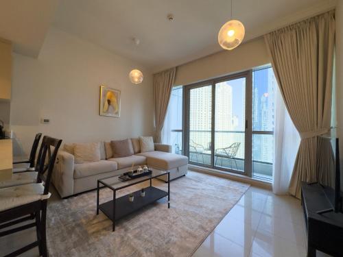 Werova- Waterfront 1-Bedroom Apartment Furnished - image 9
