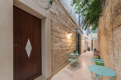 La Luna In Cortile – Lecce, OK