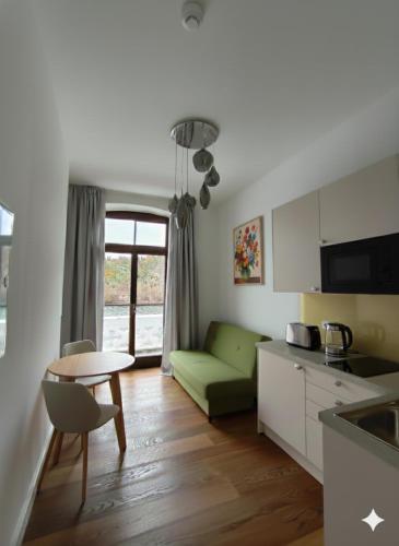Karmeliterhof Studios & Suites in Boppard