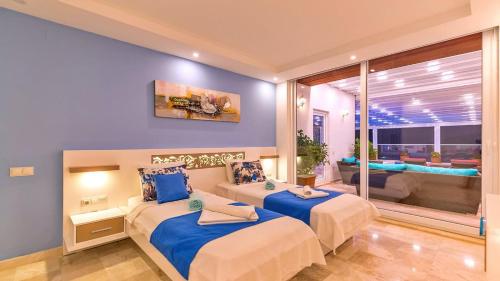 Kalkan 2 bedroom villa with private heated pool pool and Jacuzzi - image 2