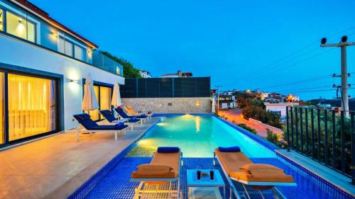 Kalkan 3 bedroom villa with private pool - image 4