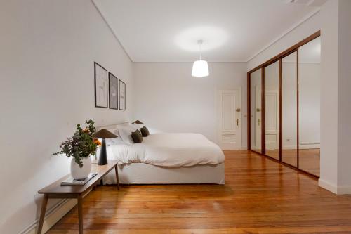 Amplio Apartamento en Casco Viejo - Corazón de Bilbao, Bilbao (fotografie 9)
