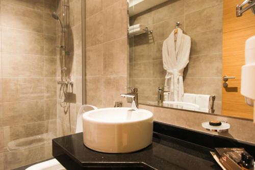 Bathroom, Smarts Hotel in Rabat