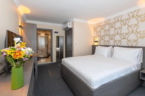 Mays Otel, Istanbul