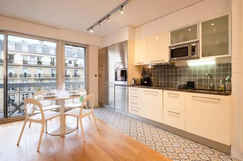 Luxury Flat Arc de Triomphe 4 Guests - main image