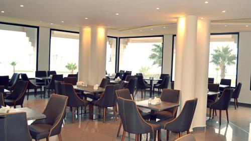 Restaurant, Le Rio Appart-Hotel City Center in Tanger