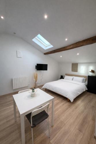 Le cocon - STUDIO- MACON – khách sạn tại Khac
