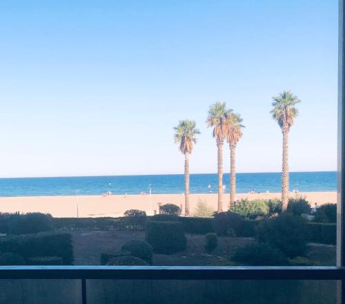 Bleu indigo - T3- Terrasse- Vue mer et montagne - Piscine - Clim- Wifi -Parking
