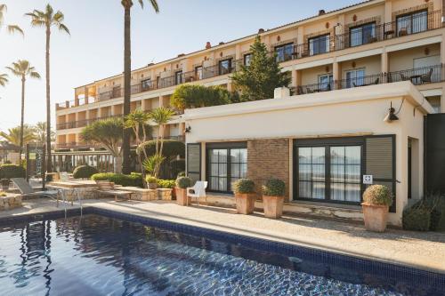 Swimming pool, Hotel Los Angeles Denia in Les Bovetes Beach