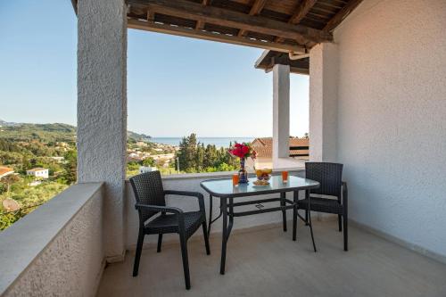 Kousos Apartments Arillas - Γαρδελαδες