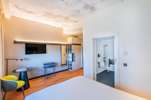 Hotel Ibis Lisboa Parque das Nações - image 7