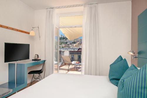 Hotel Piazza Bellini & Apartments, Naples (photo 8)